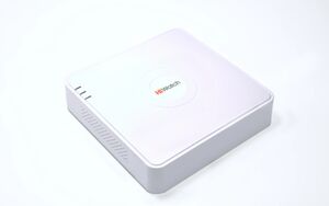 Гибридный видеорегистратор HiWatch DS-H204QA