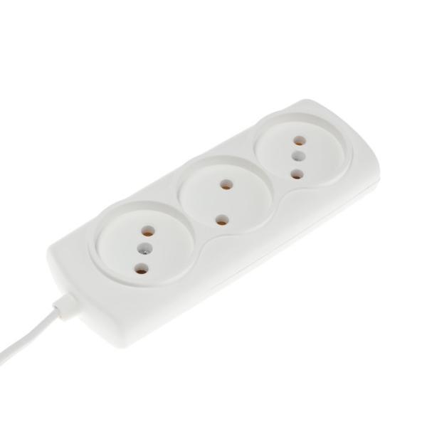 Luazon Lighting Удлинитель Luazon Lighting ECO, 3 розетки, 1.5 м, 6 А, 1300 Вт, ШВВП 2х0.5