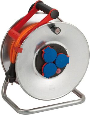 Удлинитель на катушке Brennenstuhl Garant S 25м, 3 розетки, IP44, 3x2.5
